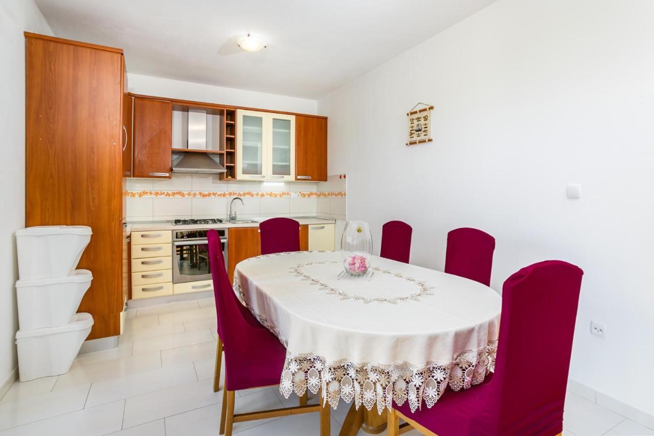 Apartments In Cizici/Insel Krk 31083 المظهر الخارجي الصورة