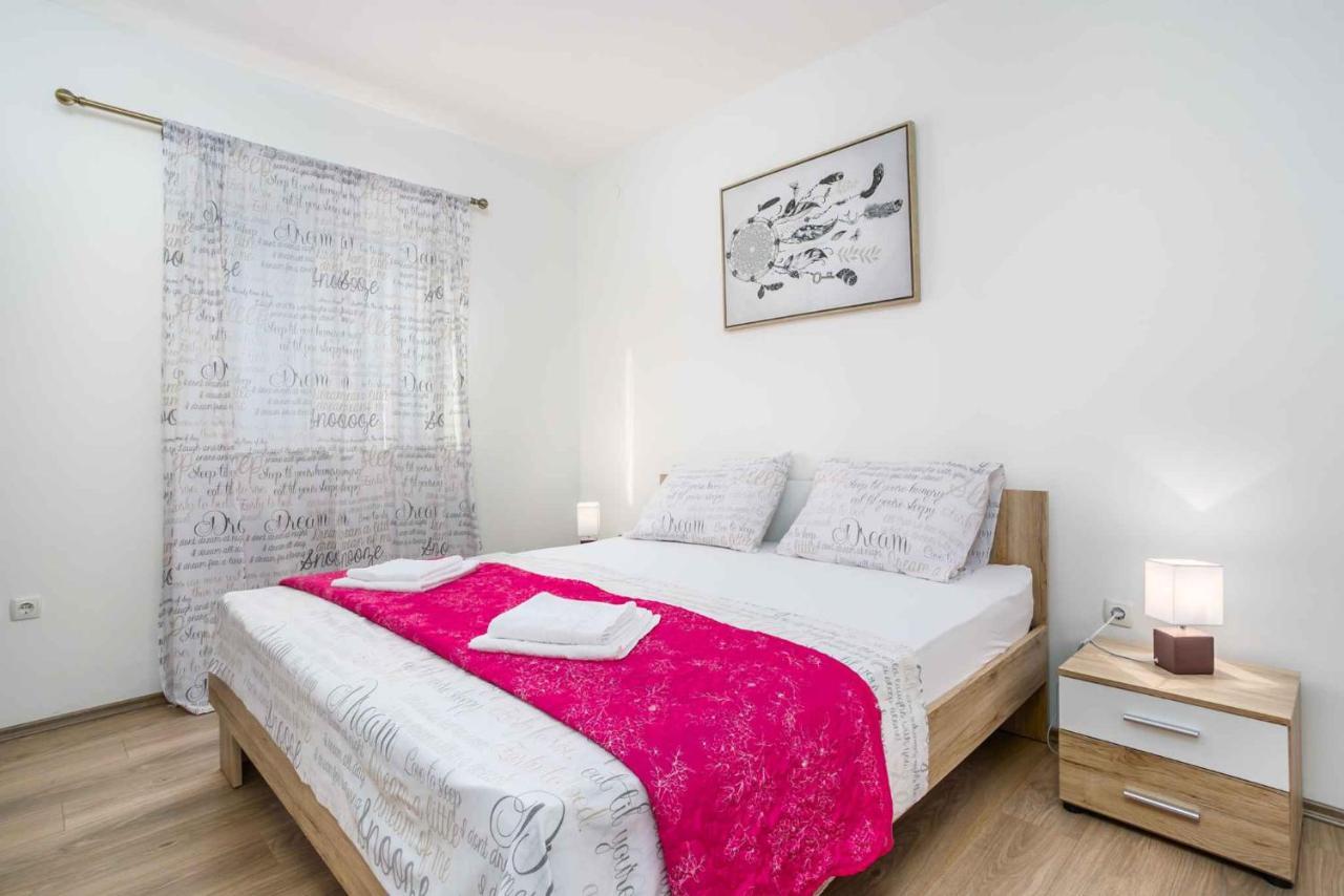 Apartments In Cizici/Insel Krk 31083 المظهر الخارجي الصورة