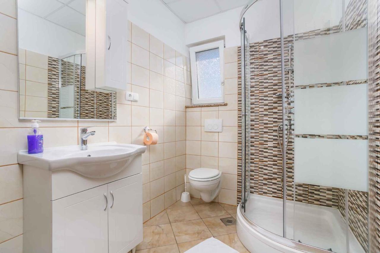 Apartments In Cizici/Insel Krk 31083 المظهر الخارجي الصورة