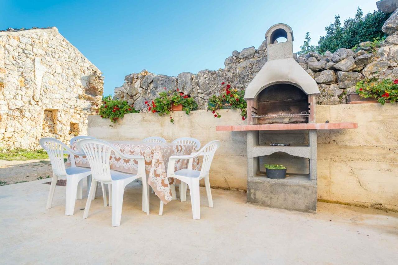 Apartments In Cizici/Insel Krk 31083 المظهر الخارجي الصورة