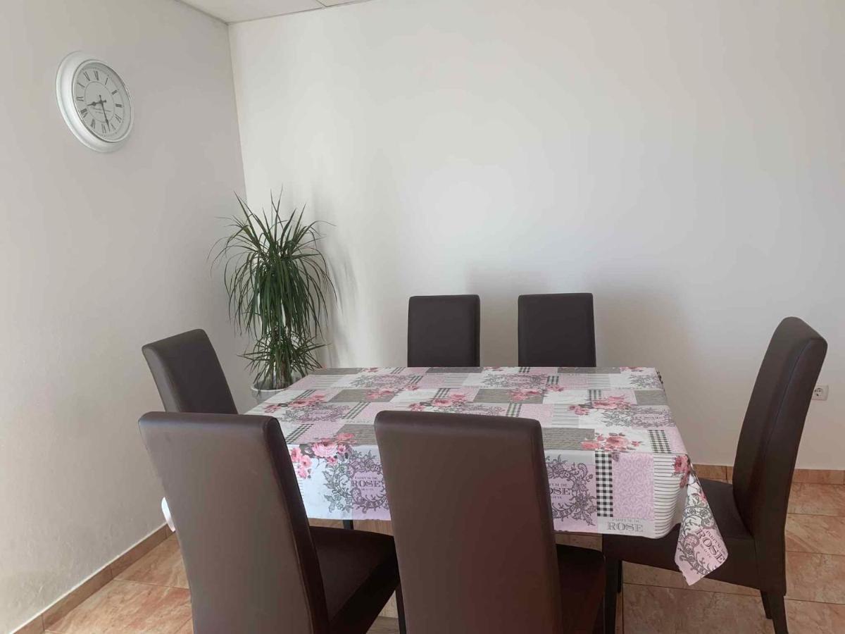 Apartments In Cizici/Insel Krk 31083 المظهر الخارجي الصورة