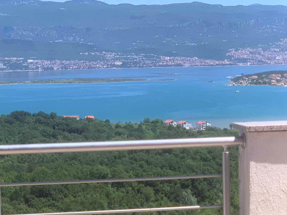 Apartments In Cizici/Insel Krk 31083 المظهر الخارجي الصورة