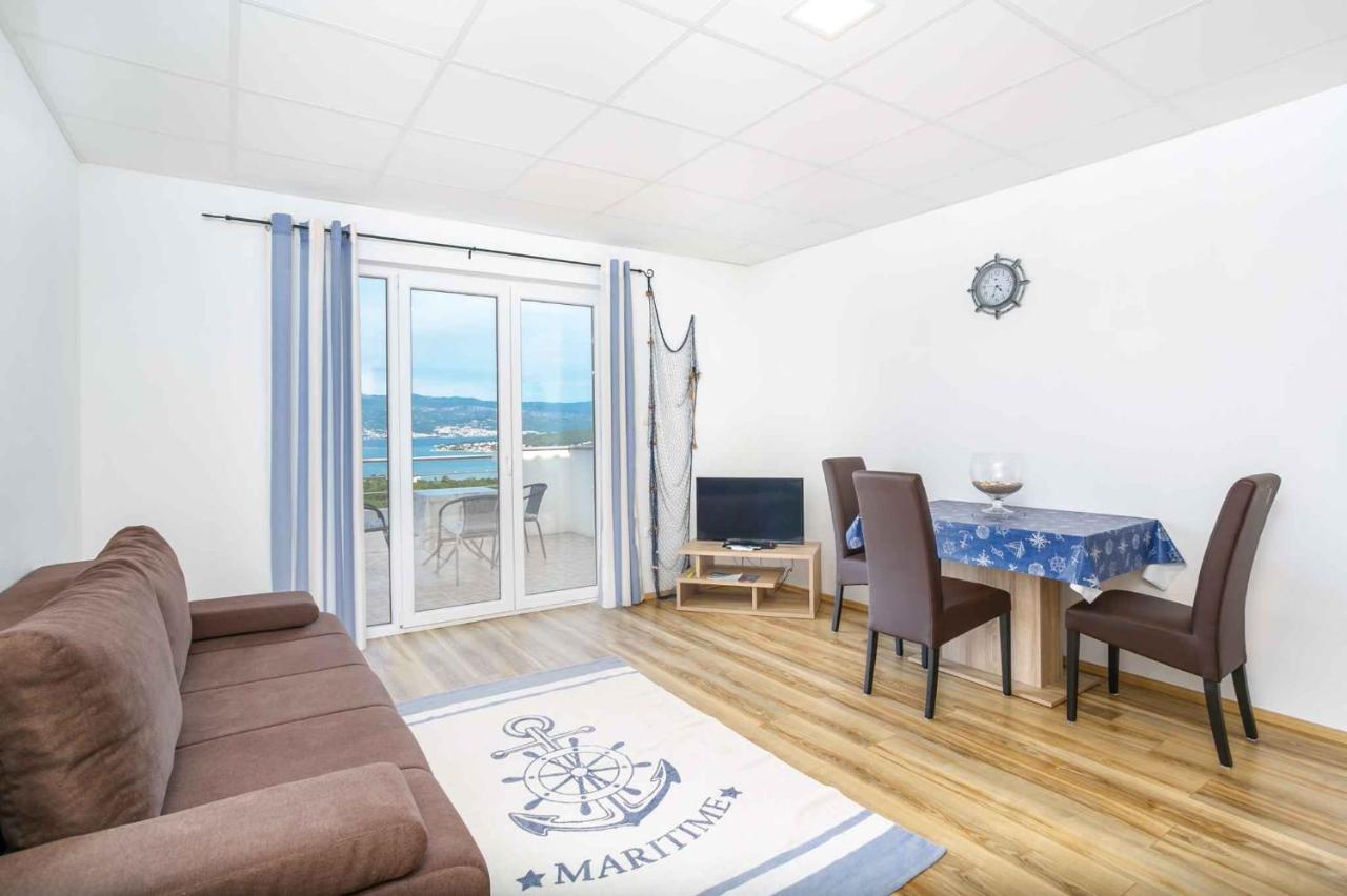 Apartments In Cizici/Insel Krk 31083 المظهر الخارجي الصورة